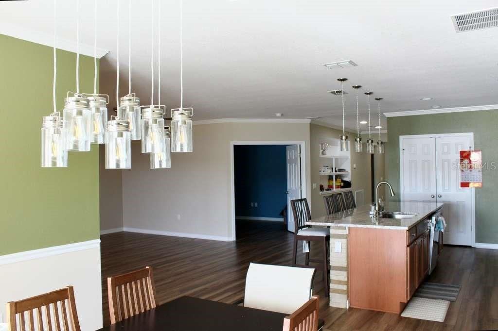 В аренду: $3,000 (3 спален, 2 ванн, 2138 Квадратных фут)