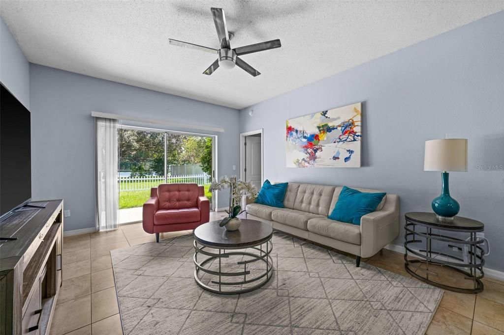 En Venta: $445,000 (4 camas, 2 baños, 1806 Pies cuadrados)