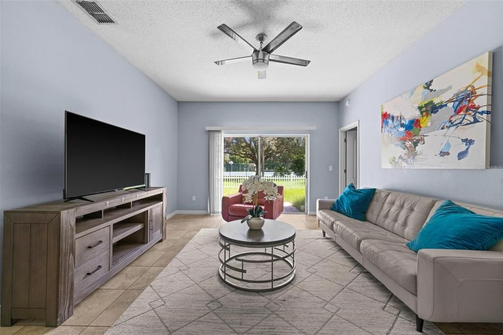 En Venta: $445,000 (4 camas, 2 baños, 1806 Pies cuadrados)