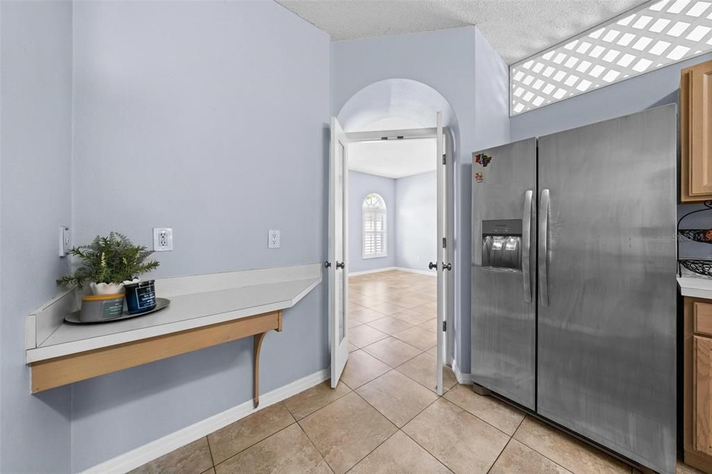 En Venta: $445,000 (4 camas, 2 baños, 1806 Pies cuadrados)