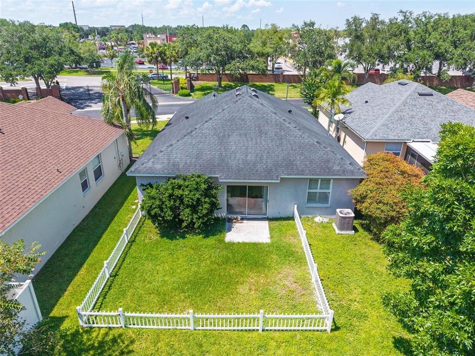 En Venta: $445,000 (4 camas, 2 baños, 1806 Pies cuadrados)