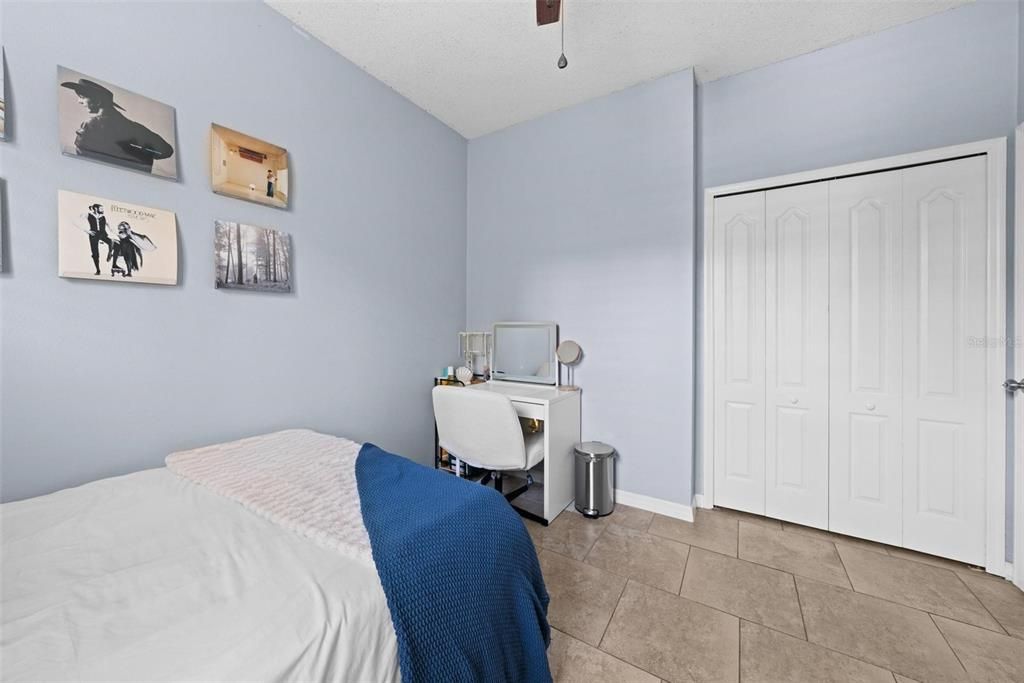 En Venta: $445,000 (4 camas, 2 baños, 1806 Pies cuadrados)