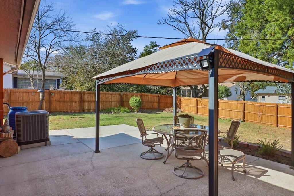 For Sale: $230,000 (2 beds, 2 baths, 1526 Square Feet)