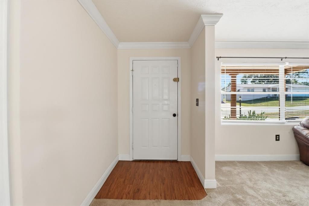 For Sale: $230,000 (2 beds, 2 baths, 1526 Square Feet)