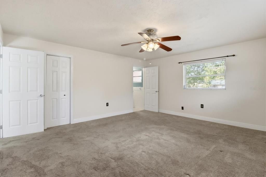 For Sale: $230,000 (2 beds, 2 baths, 1526 Square Feet)