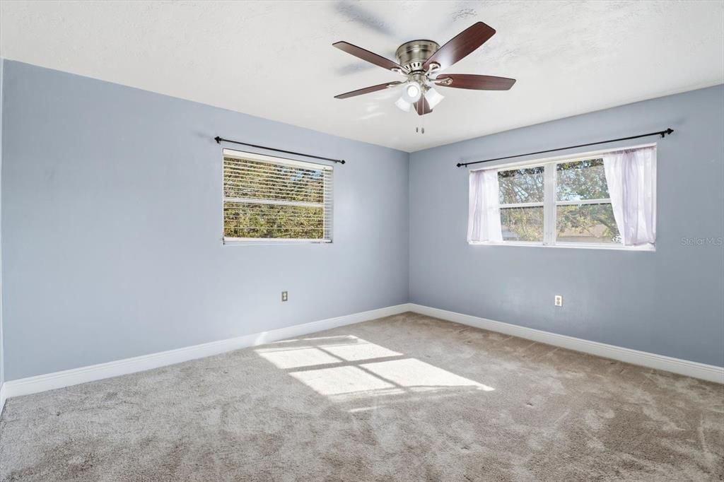 For Sale: $230,000 (2 beds, 2 baths, 1526 Square Feet)