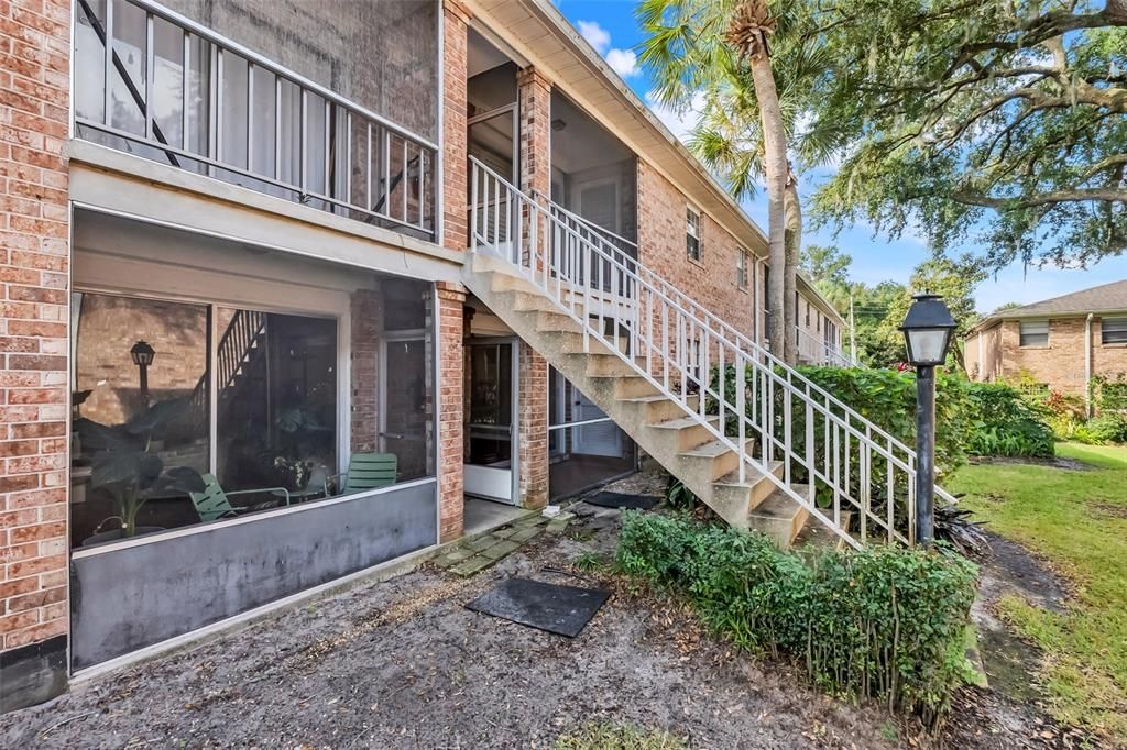 For Rent: $1,650 (2 beds, 1 baths, 1000 Square Feet)