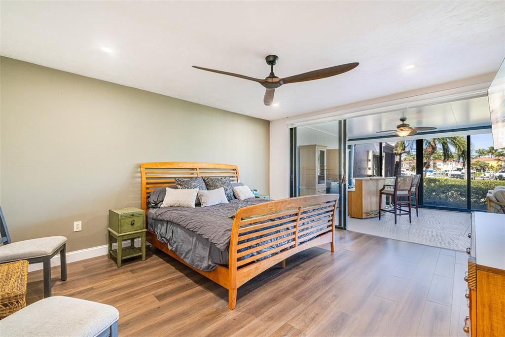 En Venta: $445,000 (3 camas, 2 baños, 2069 Pies cuadrados)