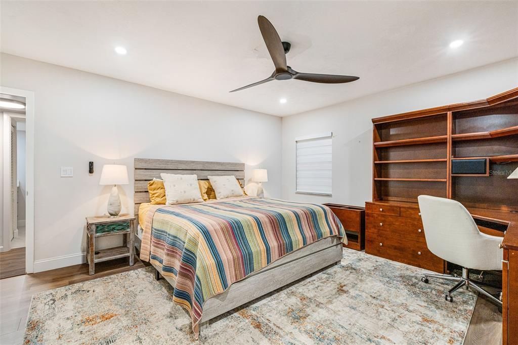 En Venta: $445,000 (3 camas, 2 baños, 2069 Pies cuadrados)