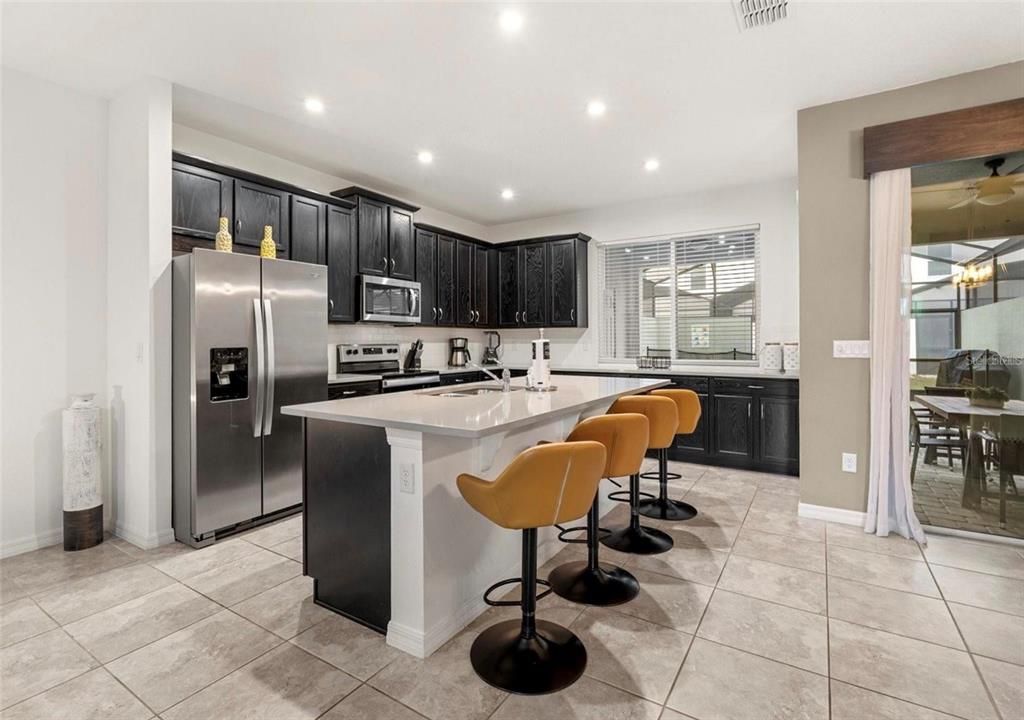 待售: $499,900 (4 贝兹, 4 浴室, 2090 平方英尺)