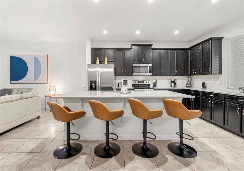 待售: $499,900 (4 贝兹, 4 浴室, 2090 平方英尺)