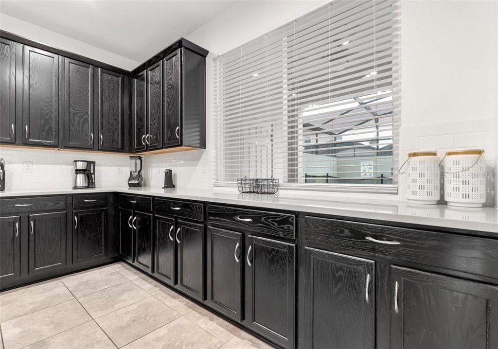 待售: $499,900 (4 贝兹, 4 浴室, 2090 平方英尺)