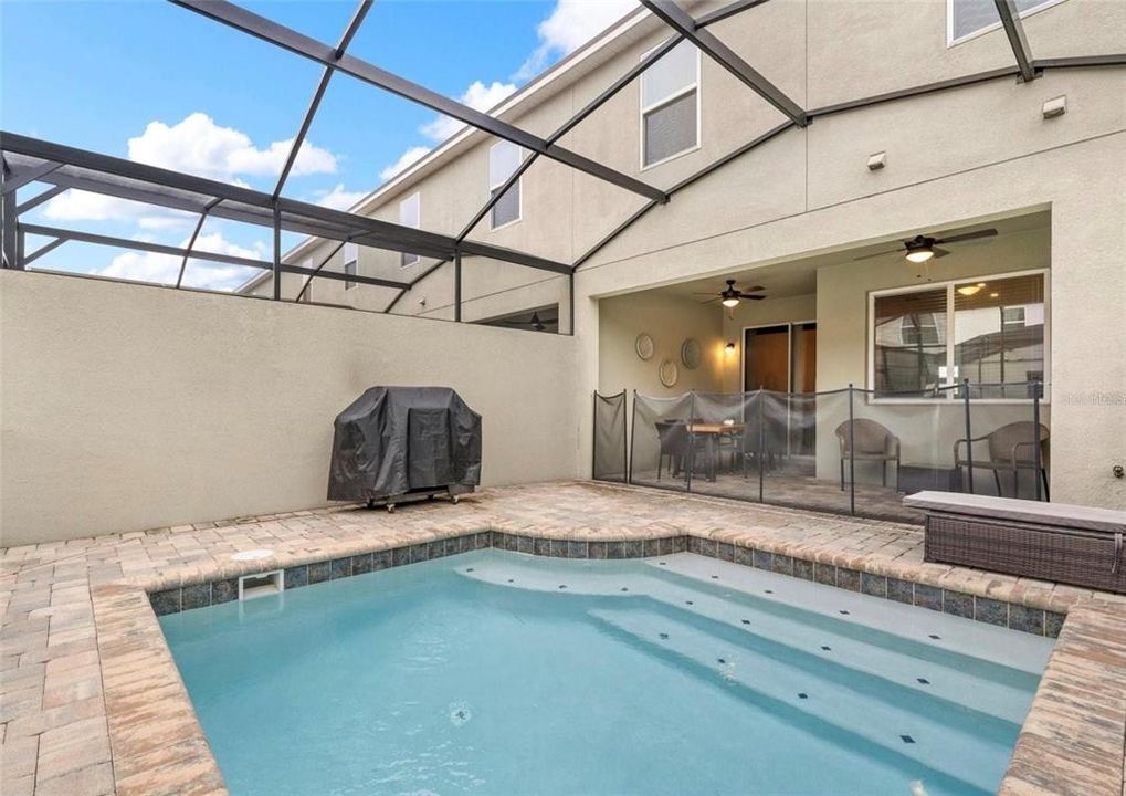 待售: $499,900 (4 贝兹, 4 浴室, 2090 平方英尺)