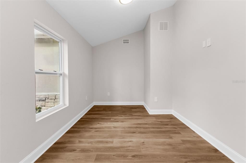 For Rent: $1,950 (3 beds, 2 baths, 1620 Square Feet)