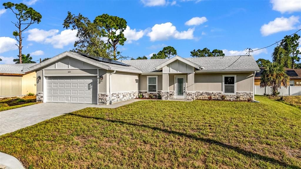 For Rent: $1,950 (3 beds, 2 baths, 1620 Square Feet)