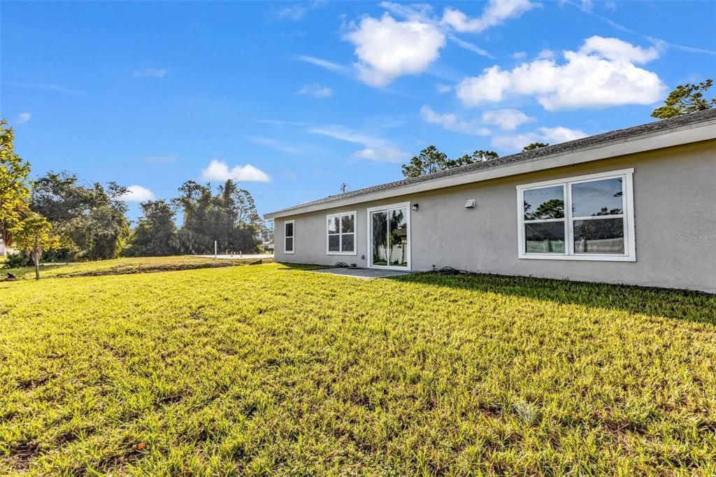 For Rent: $1,950 (3 beds, 2 baths, 1620 Square Feet)