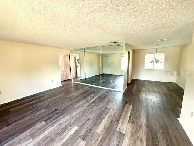 En Venta: $565,000 (3 camas, 2 baños, 1554 Pies cuadrados)