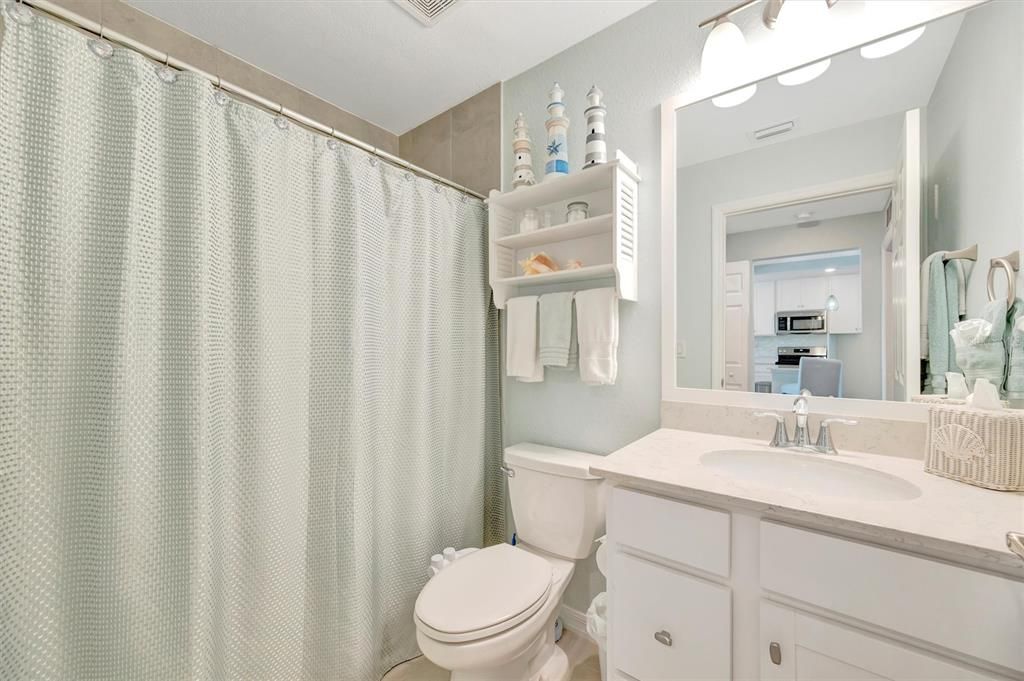 待售: $419,000 (2 贝兹, 2 浴室, 1329 平方英尺)