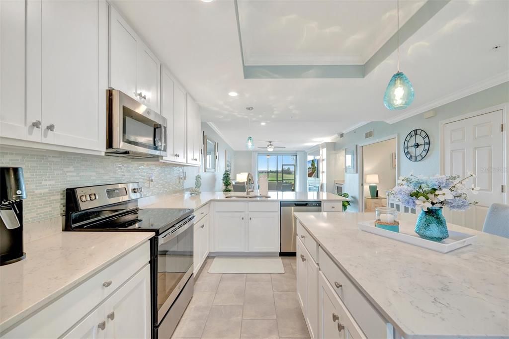 待售: $419,000 (2 贝兹, 2 浴室, 1329 平方英尺)