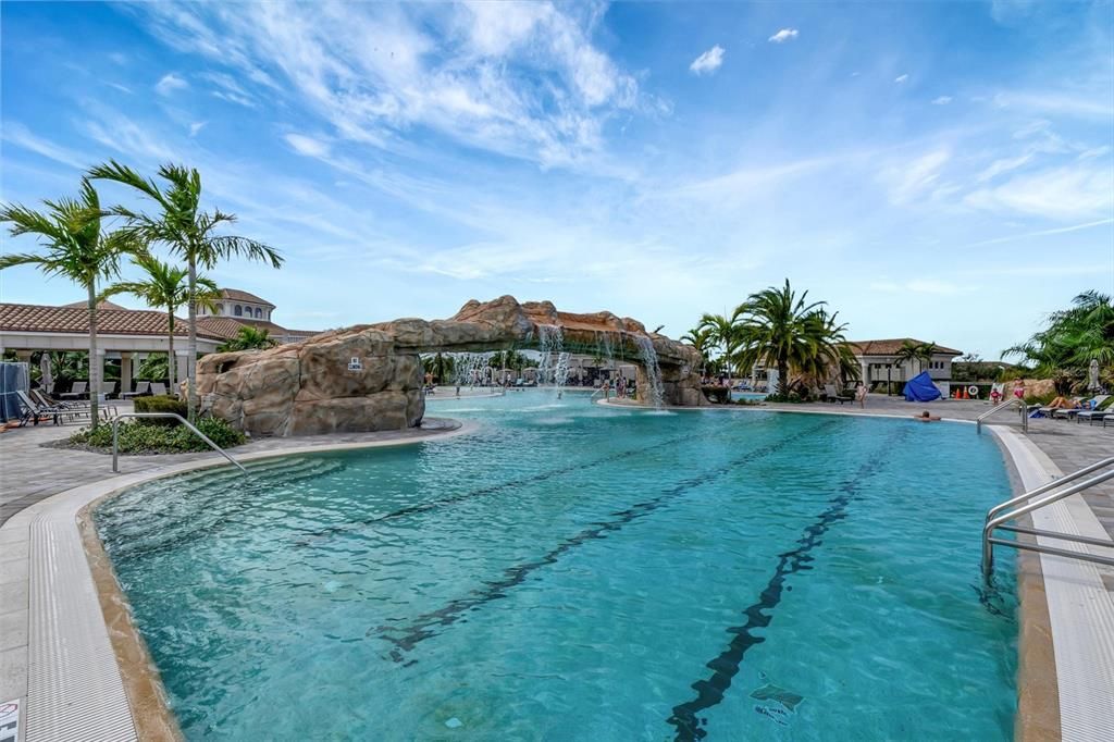 待售: $419,000 (2 贝兹, 2 浴室, 1329 平方英尺)