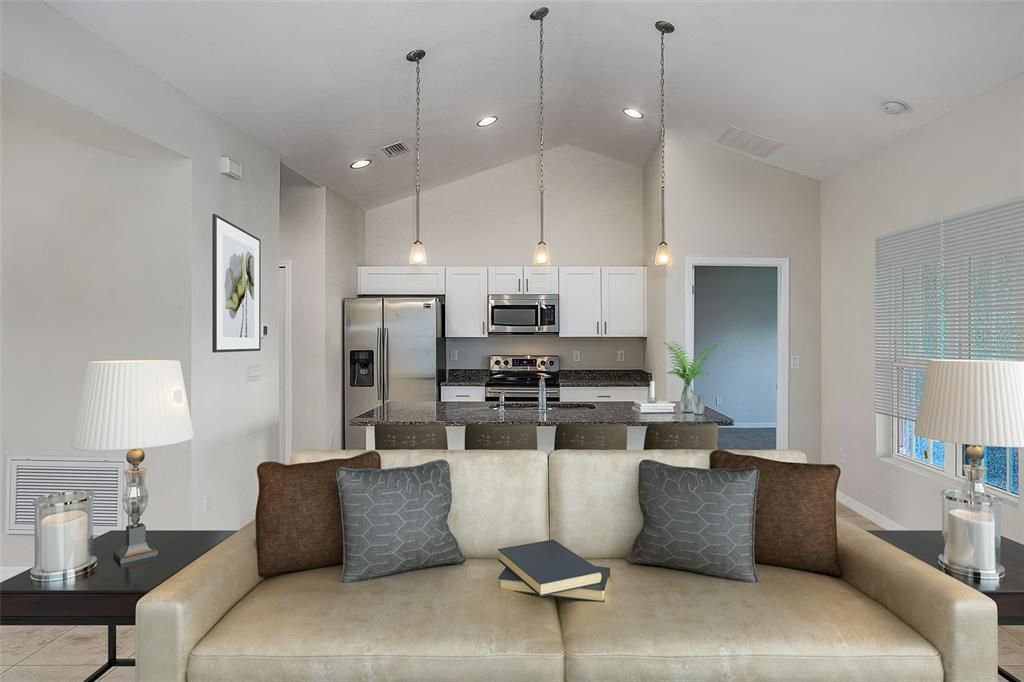 На продажу: $289,900 (3 спален, 2 ванн, 1563 Квадратных фут)