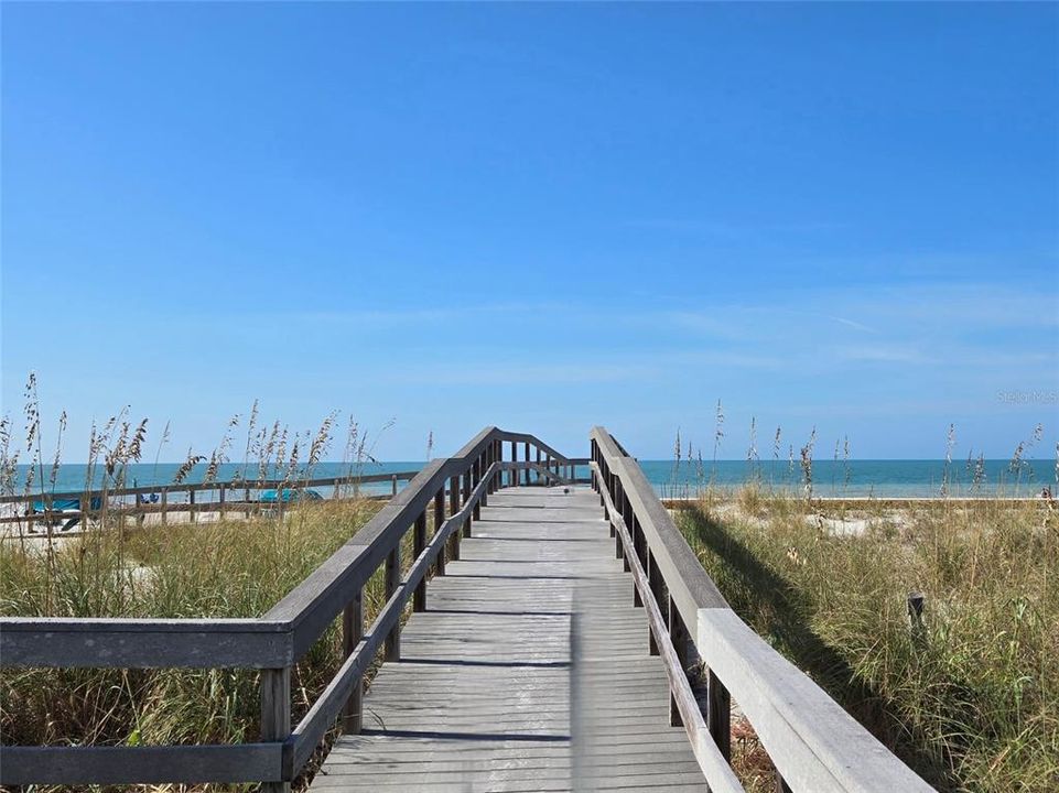 For Sale: $1,350,000 (0.17 acres)