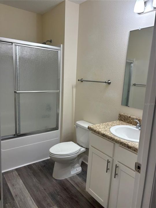 В аренду: $2,300 (3 спален, 2 ванн, 2086 Квадратных фут)