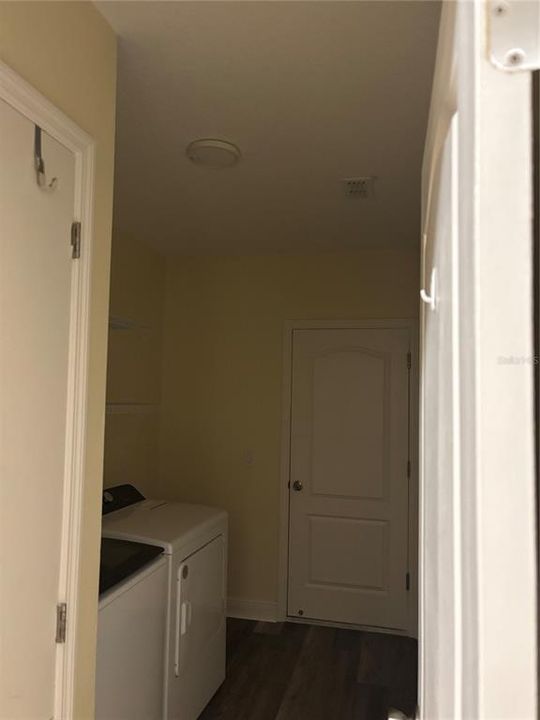 В аренду: $2,300 (3 спален, 2 ванн, 2086 Квадратных фут)