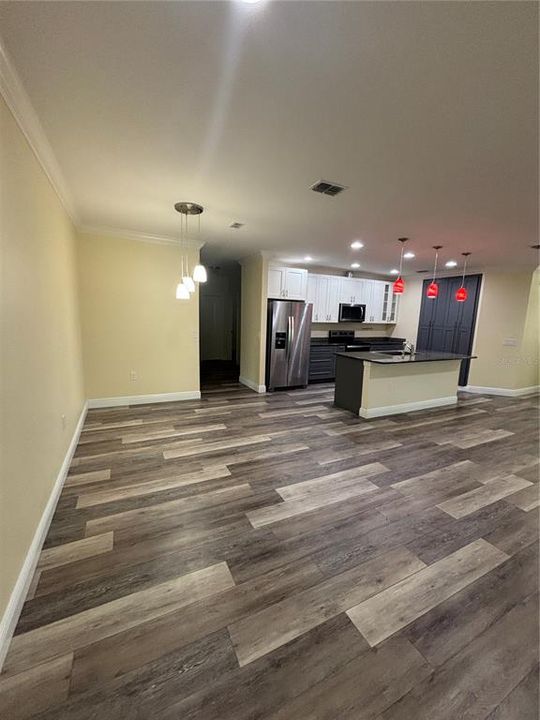 В аренду: $2,300 (3 спален, 2 ванн, 2086 Квадратных фут)