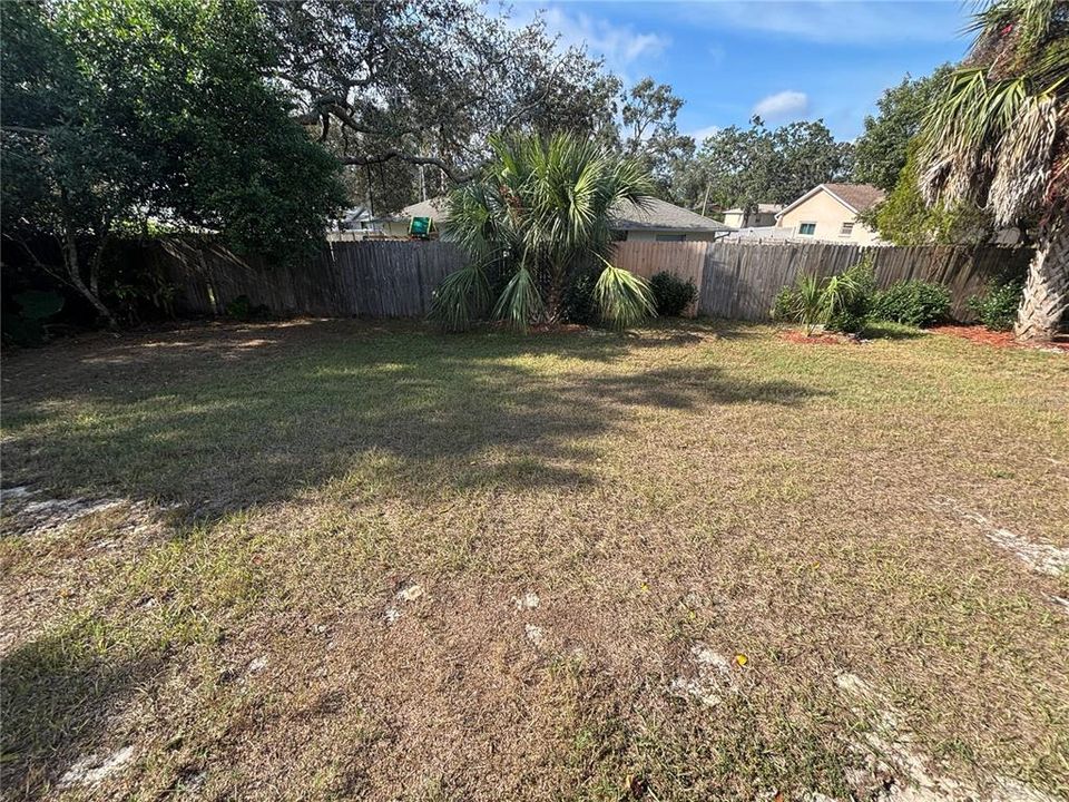 В аренду: $2,300 (3 спален, 2 ванн, 2086 Квадратных фут)