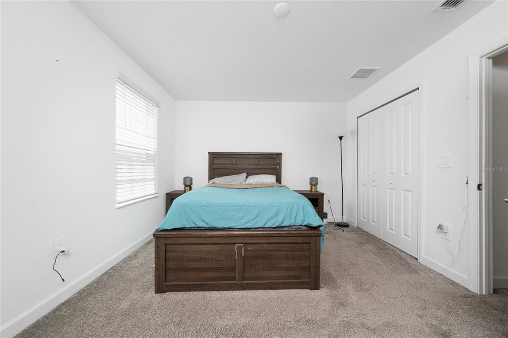 For Rent: $3,000 (3 beds, 2 baths, 2203 Square Feet)