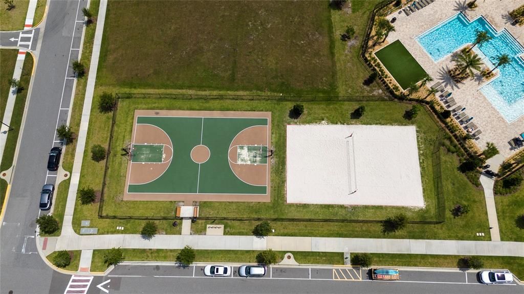 For Rent: $3,000 (3 beds, 2 baths, 2203 Square Feet)