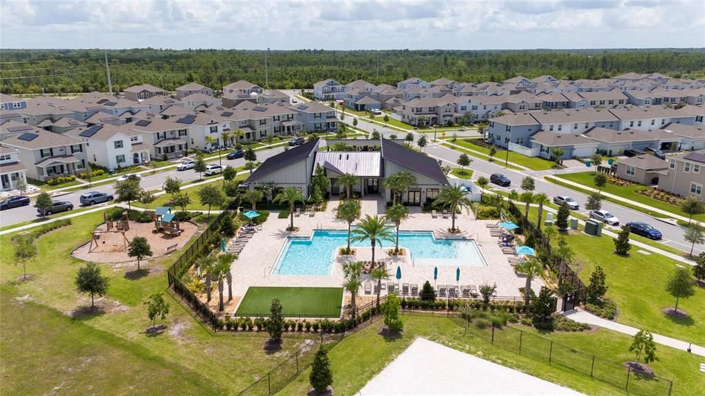 For Rent: $3,000 (3 beds, 2 baths, 2203 Square Feet)