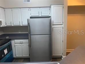For Rent: $1,500 (1 beds, 1 baths, 945 Square Feet)