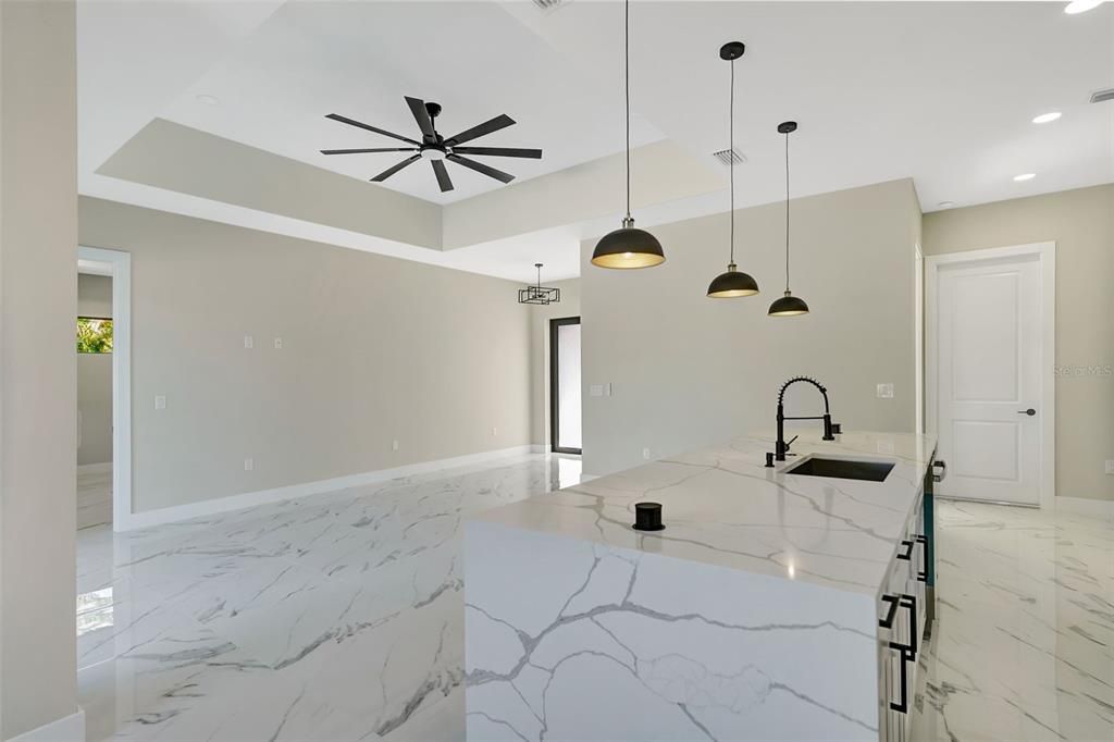 В аренду: $3,000 (4 спален, 3 ванн, 1760 Квадратных фут)