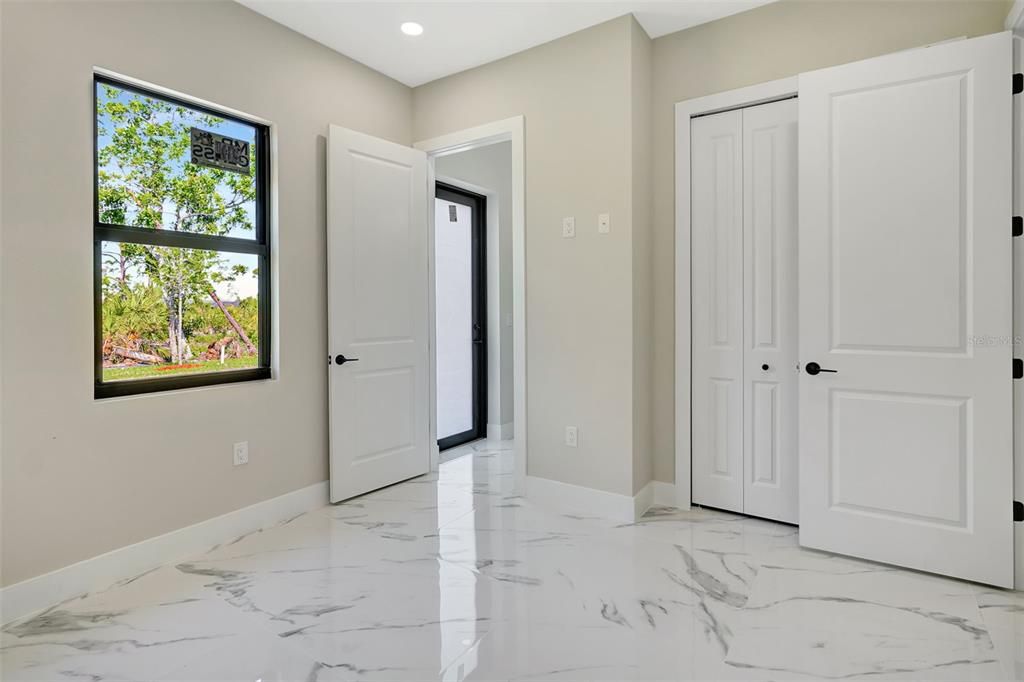 В аренду: $3,000 (4 спален, 3 ванн, 1760 Квадратных фут)