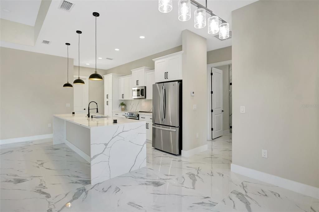 В аренду: $3,000 (4 спален, 3 ванн, 1760 Квадратных фут)