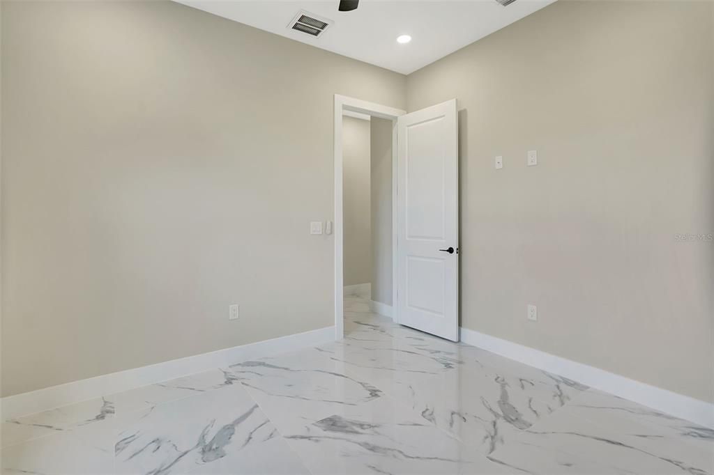 В аренду: $3,000 (4 спален, 3 ванн, 1760 Квадратных фут)