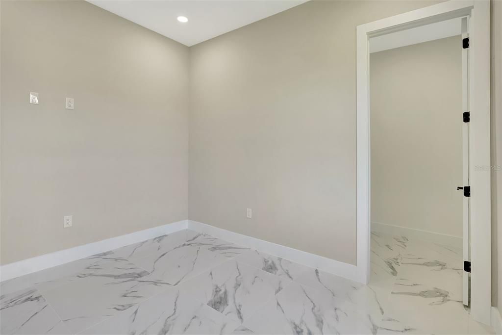 В аренду: $3,000 (4 спален, 3 ванн, 1760 Квадратных фут)