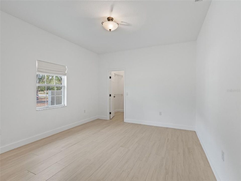 For Sale: $799,900 (3 beds, 2 baths, 2442 Square Feet)