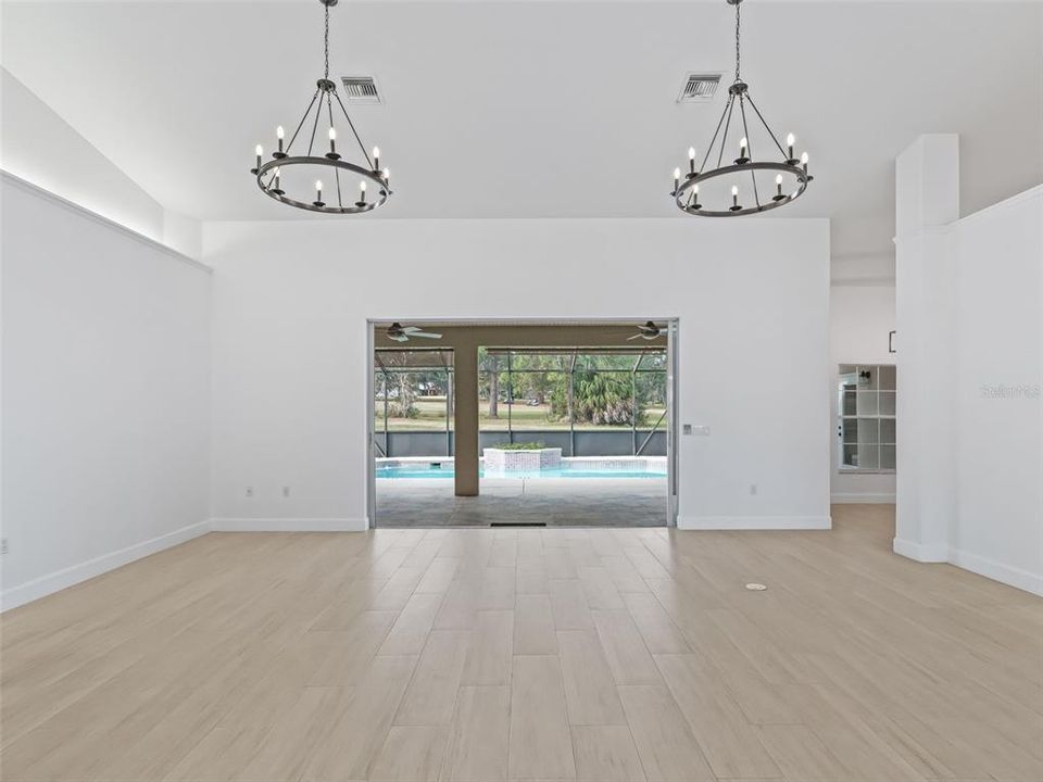 For Sale: $799,900 (3 beds, 2 baths, 2442 Square Feet)