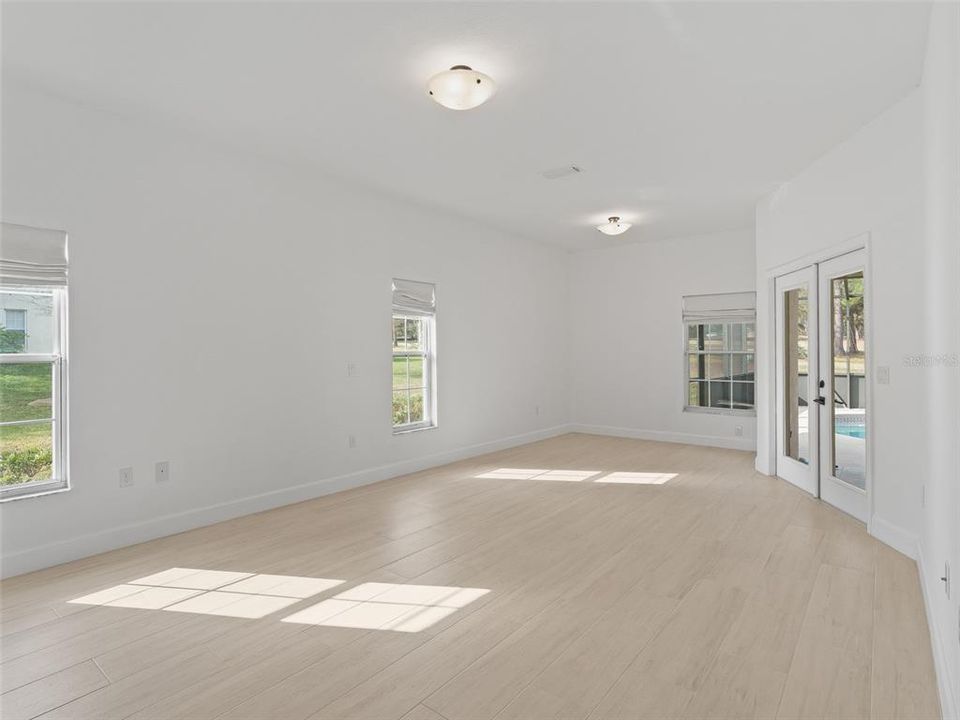 For Sale: $799,900 (3 beds, 2 baths, 2442 Square Feet)