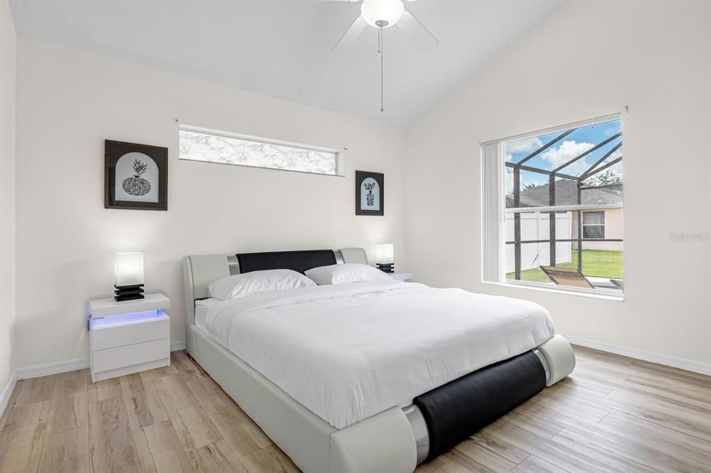 На продажу: $375,000 (4 спален, 2 ванн, 1397 Квадратных фут)