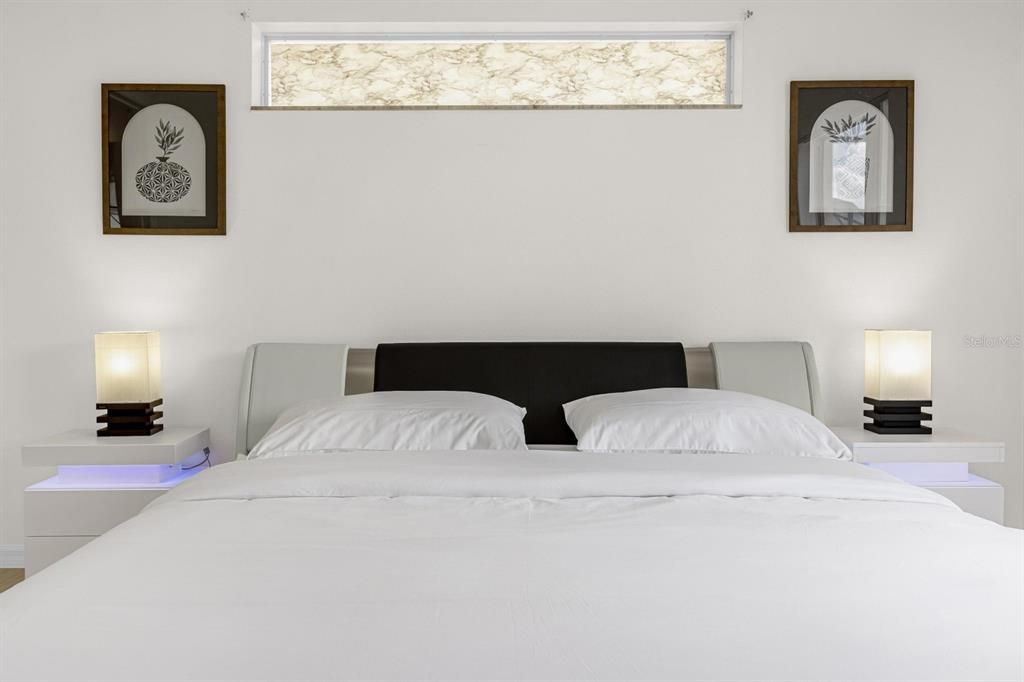 На продажу: $375,000 (4 спален, 2 ванн, 1397 Квадратных фут)