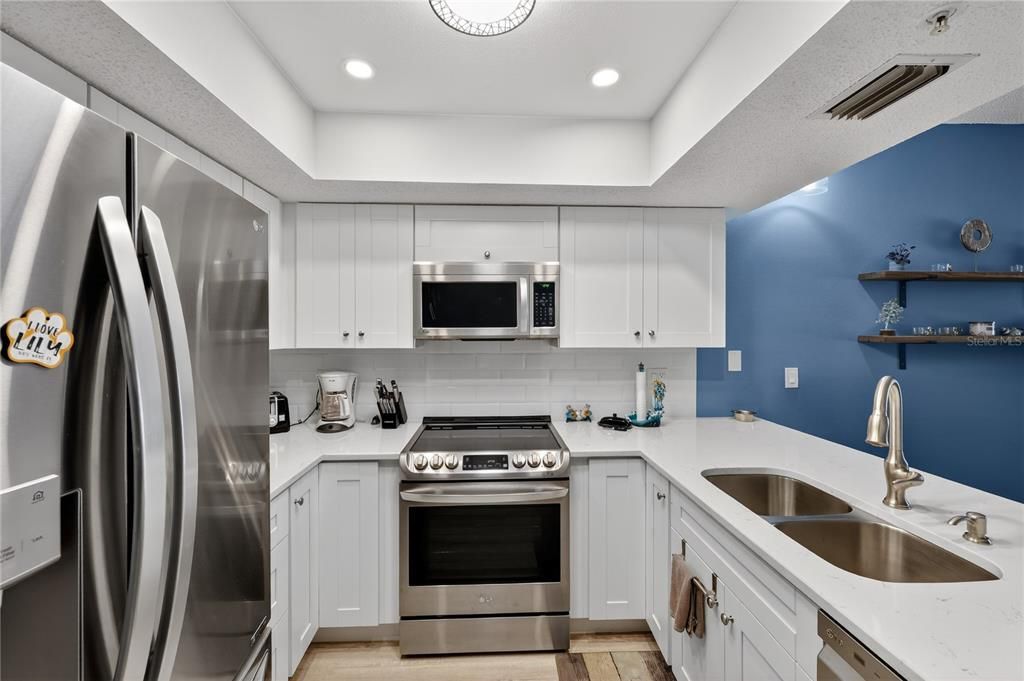 待售: $525,000 (3 贝兹, 3 浴室, 1700 平方英尺)