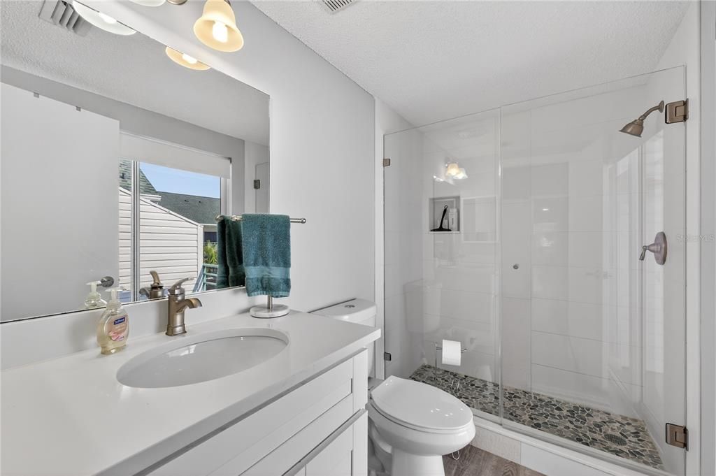 待售: $525,000 (3 贝兹, 3 浴室, 1700 平方英尺)