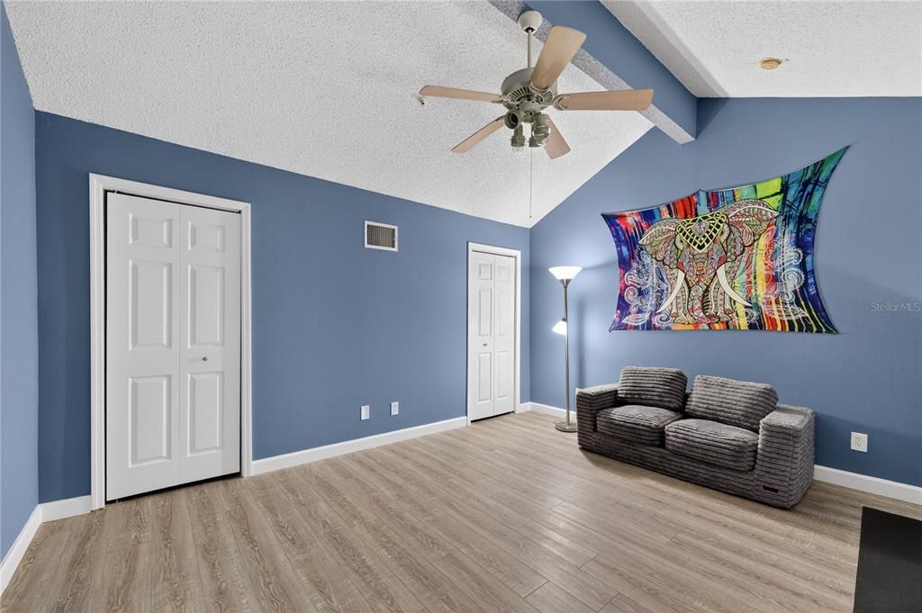 待售: $525,000 (3 贝兹, 3 浴室, 1700 平方英尺)