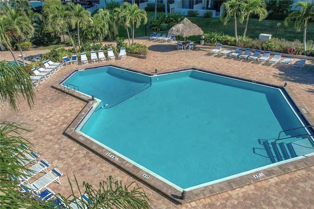 En Venta: $525,000 (3 camas, 3 baños, 1700 Pies cuadrados)