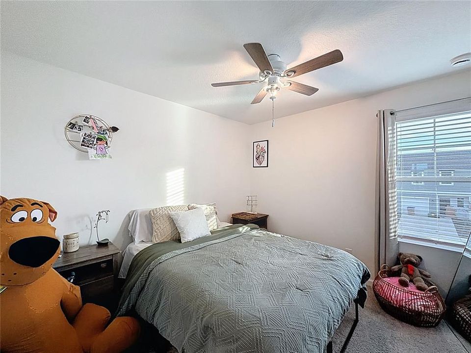 For Sale: $365,000 (3 beds, 2 baths, 1424 Square Feet)