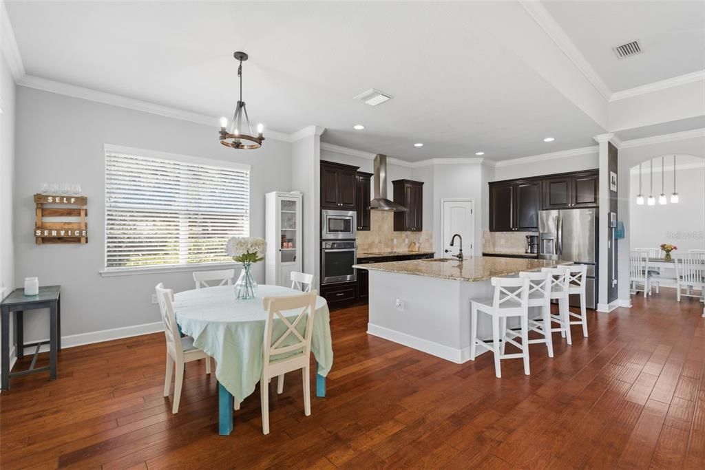 For Sale: $775,000 (4 beds, 3 baths, 2728 Square Feet)